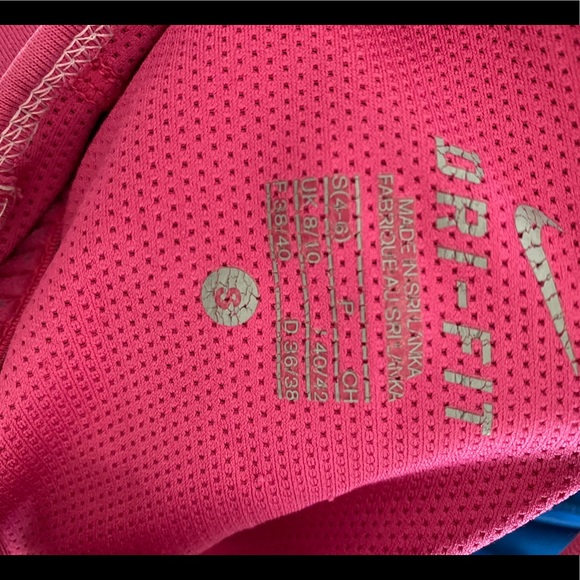 Nike Dri-Fit Athletic Tank, Built-In Self Bra - Picture 5 of 5